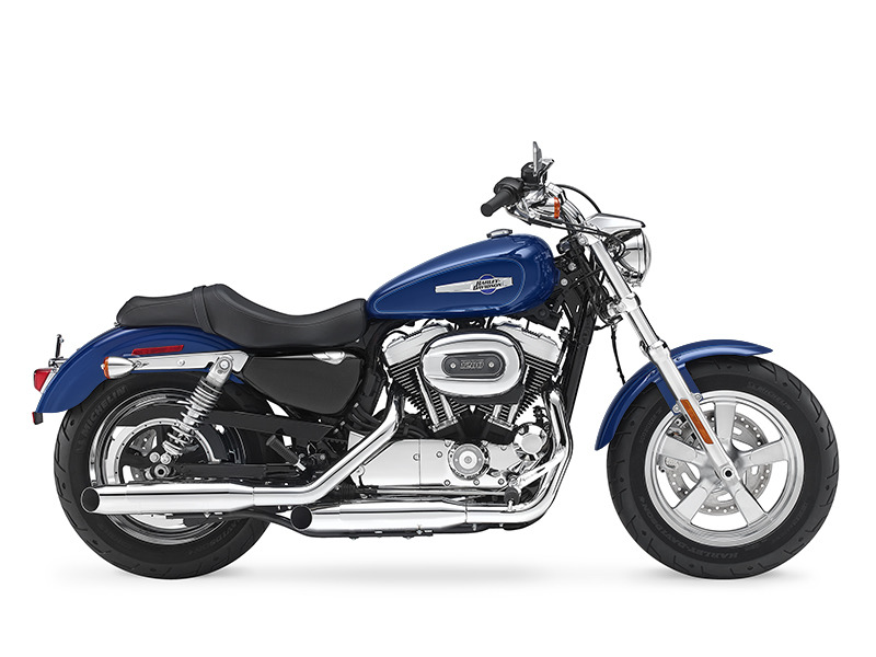 2016 Harley-Davidson&#174; Sportster® XL1200C - Sportster&#174; 1200 Custom Brighton, Michigan