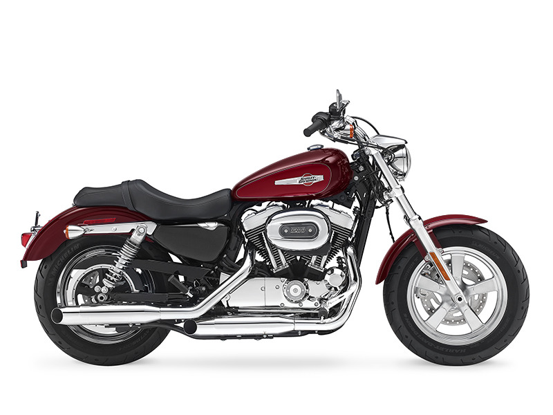 2016 Harley-Davidson&#174; Sportster® XL1200C - Sportster&#174; 1200 Custom Brighton, Michigan